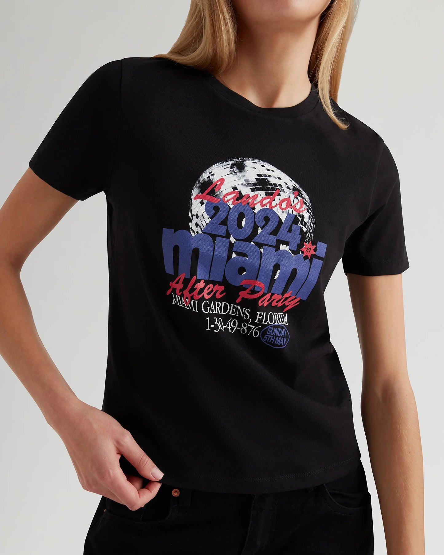FIRST WIN AFTER PARTY FITTED TEE BLACK