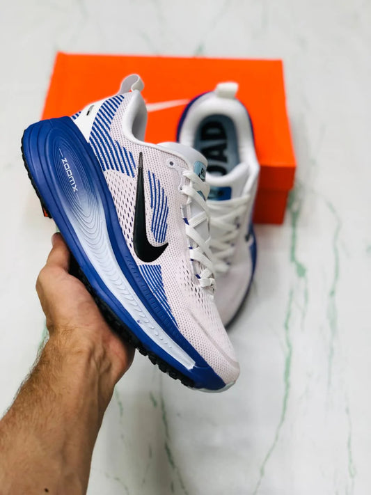 NIKE VERMO 18 BLUE TINT AND WHITE