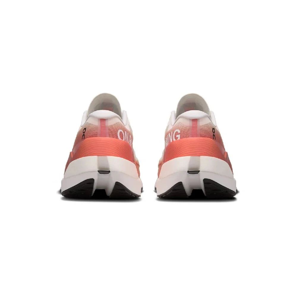 Tênis On Running Cloudboom Max Orange