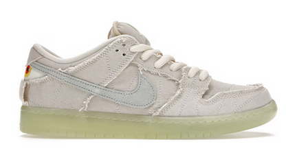 SB Dunk Low Mummy