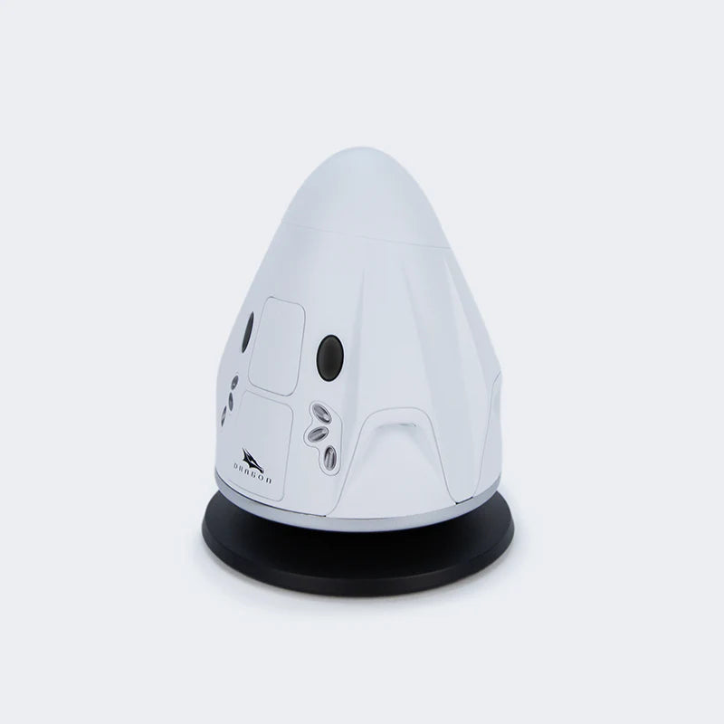 SPACEX DRAGON SCALE MODEL