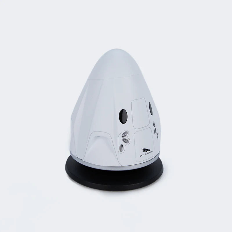 SPACEX DRAGON SCALE MODEL