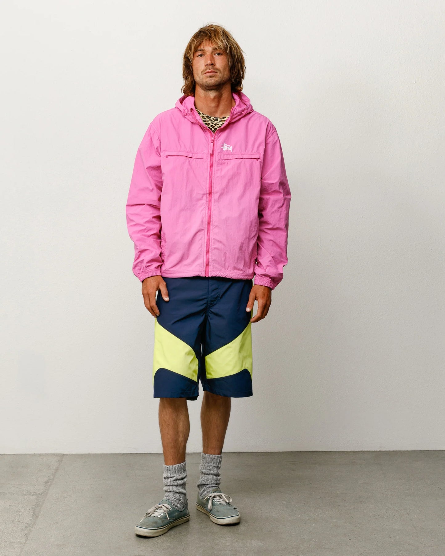 LIGHTWEIGHT HOODED JACKET