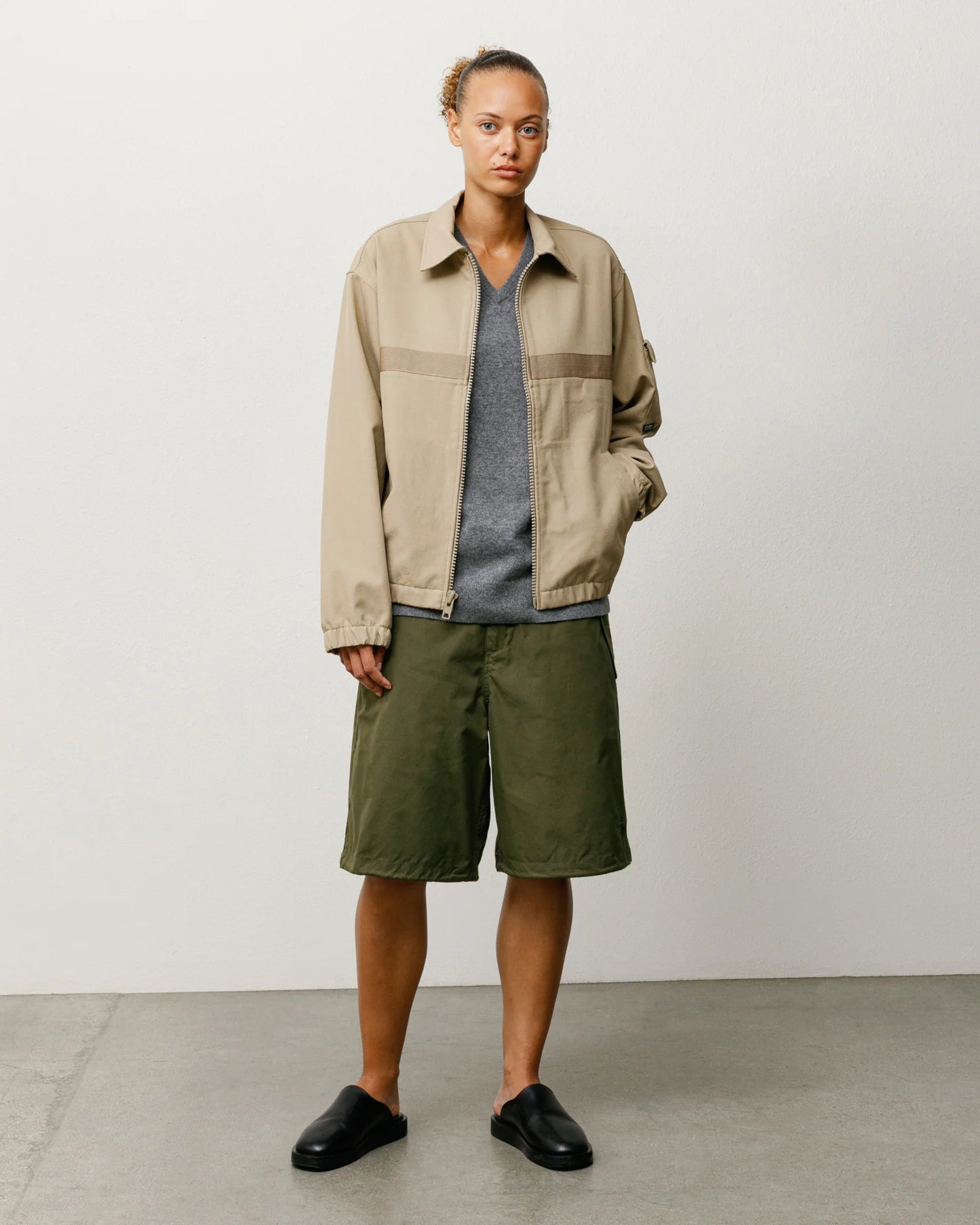 SURPLUS SHORT