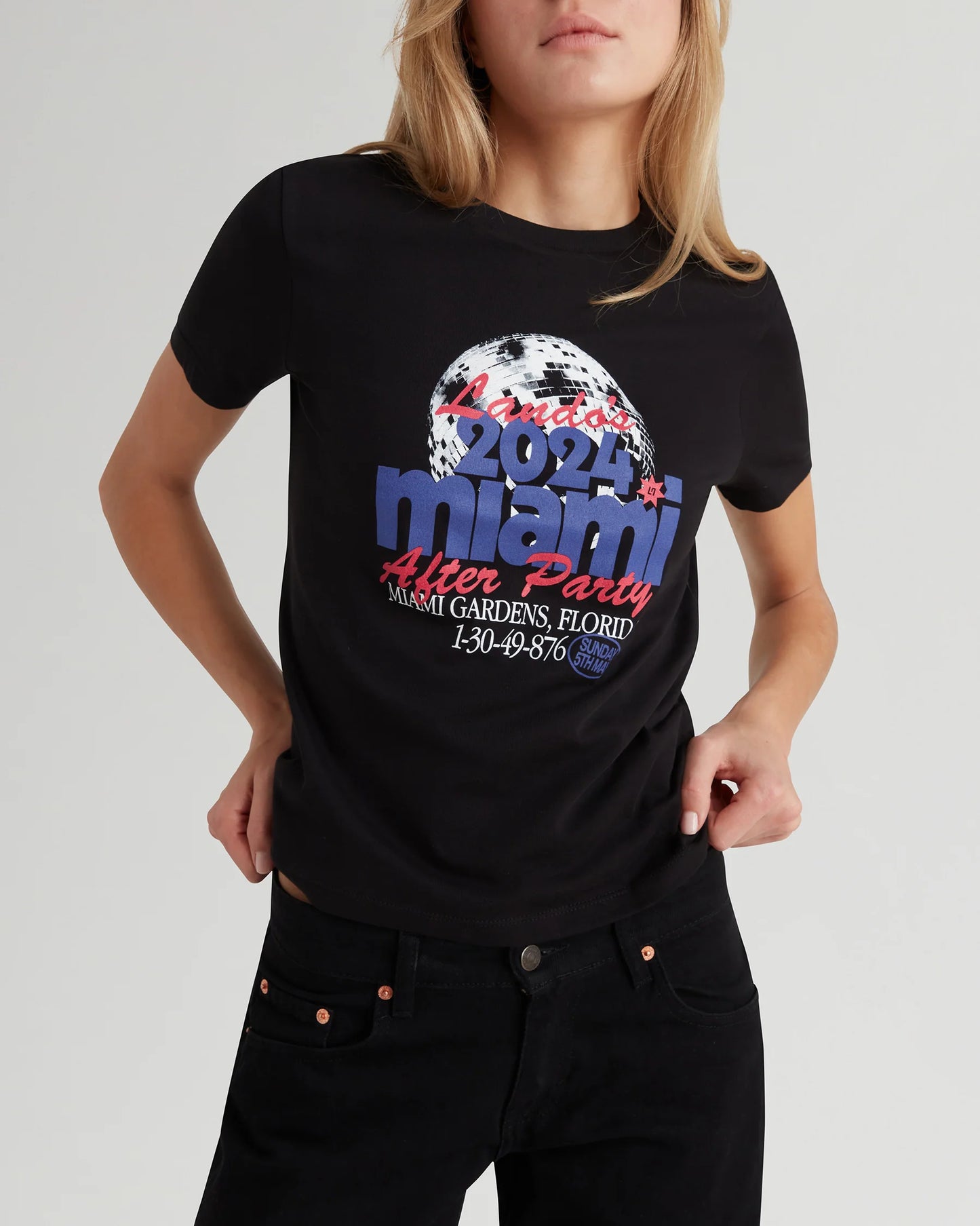 FIRST WIN AFTER PARTY FITTED TEE BLACK