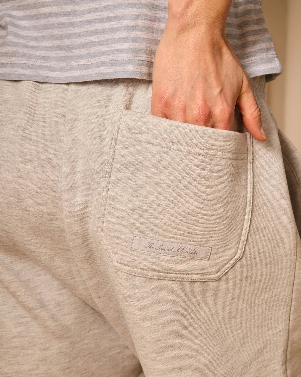 THE SUITE JOGGER