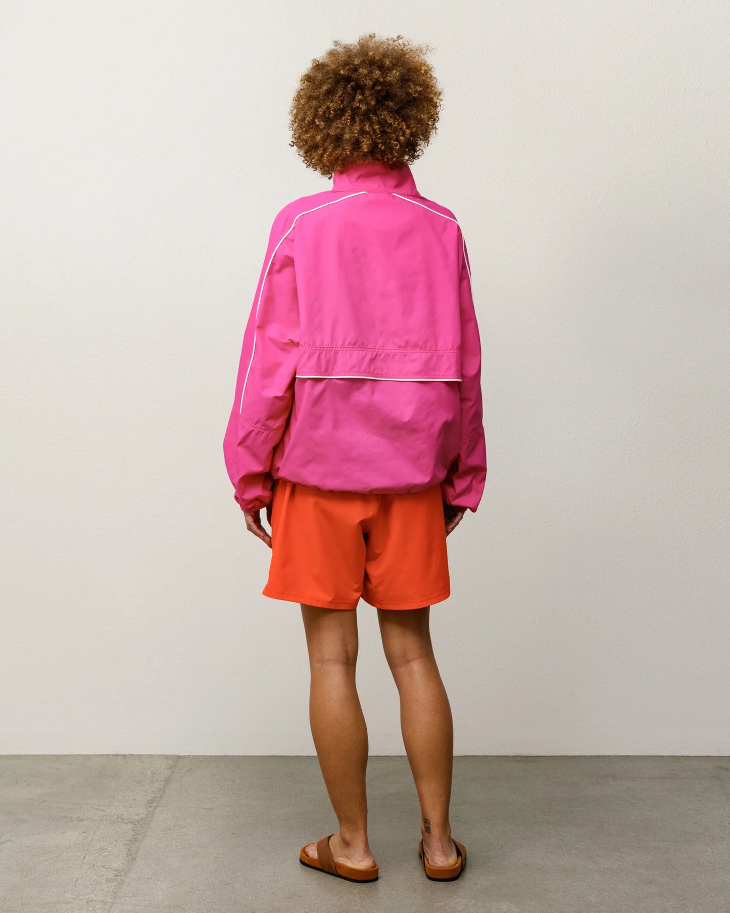 LIGHTWEIGHT PULLOVER JACKET