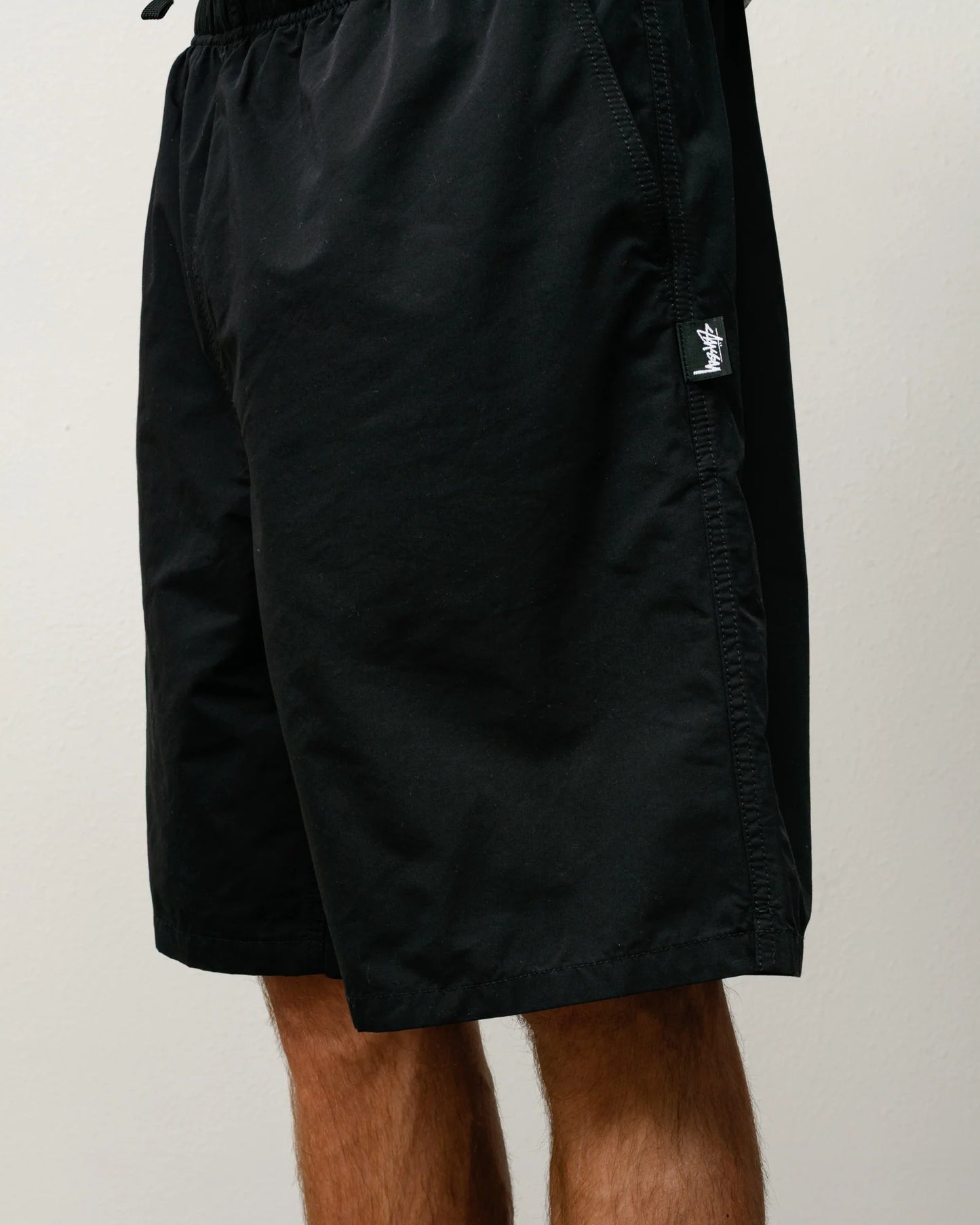 TRANSIT SHORT