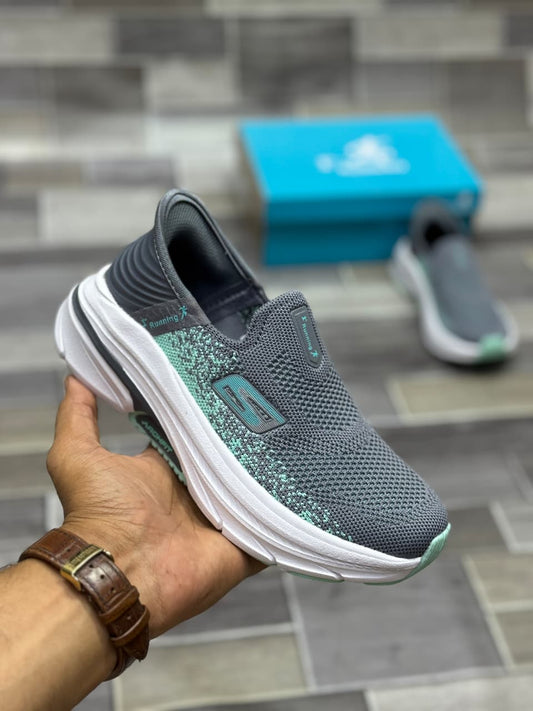 ARCH FIT SLIP ON SKECHERS GRAY