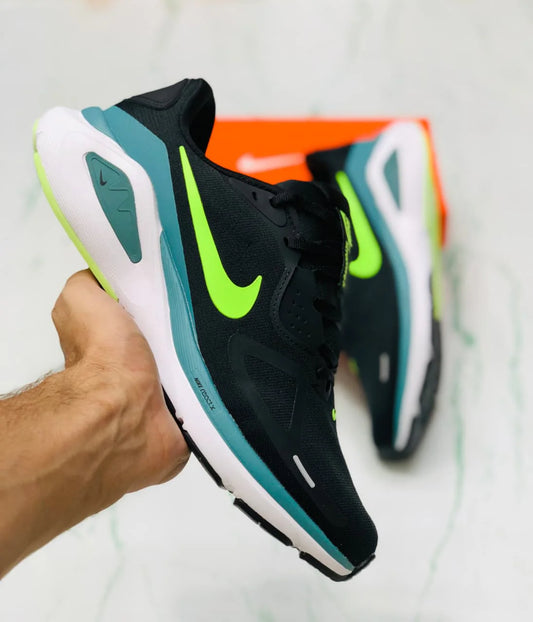 NIKE STRUCTURE 26 SEAWEED VOLT AND BLACK