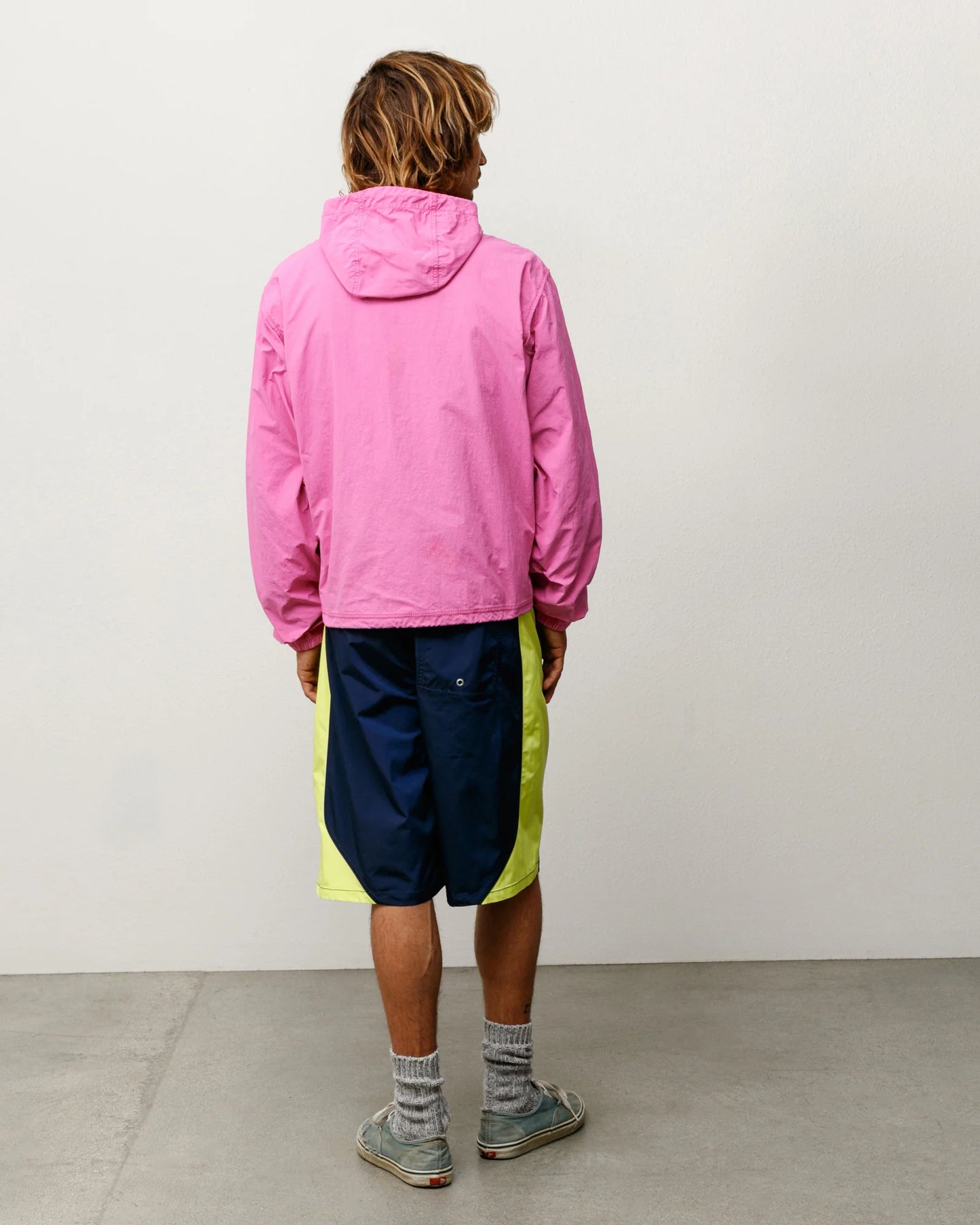 LIGHTWEIGHT HOODED JACKET
